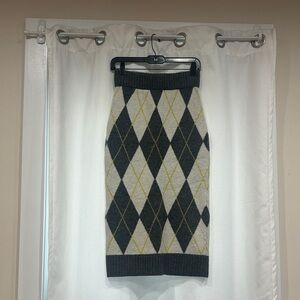 H&M NWT Argyle Knit Skirt in Gray and Yellow